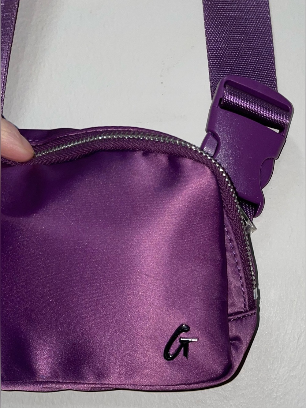 Glamaholic Purple Nylon Fanny Pack - Picture 3 of 16